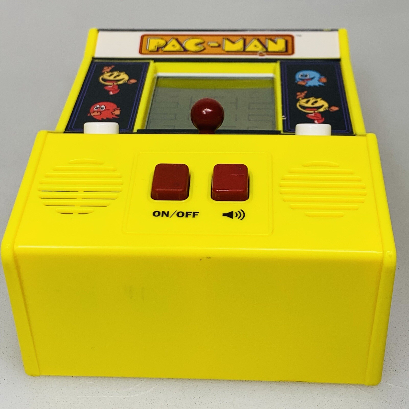 VTG Pac-Man Mini Electronic Arcade Handheld Classic Game 09521 Yellow Tested