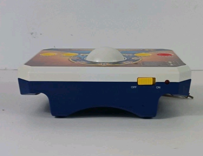 Golden Tee Golf Plug & Play Home TV Game Edition 2011 Jakks Pacific -Works Great