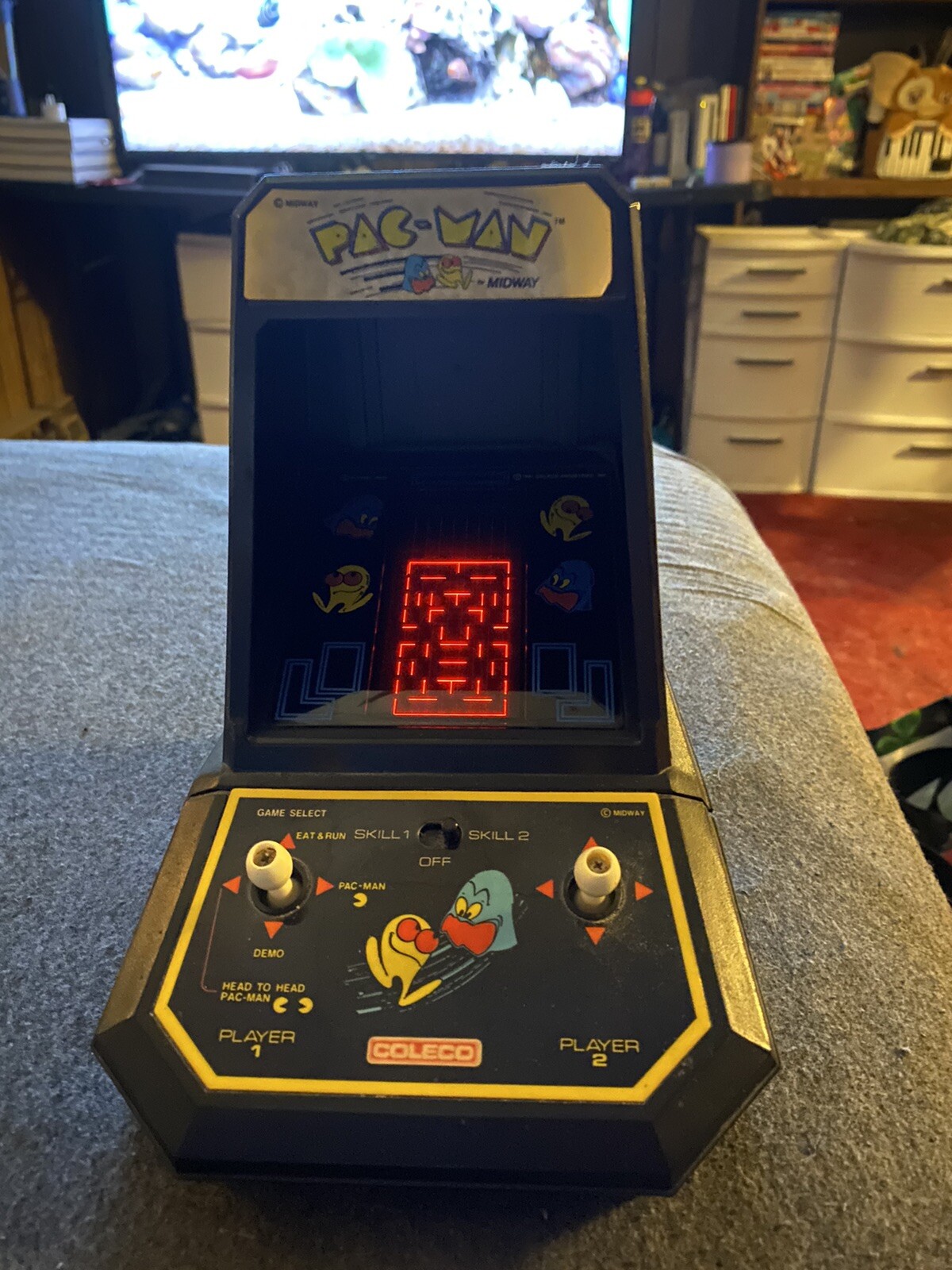 pac-man arcade machine by midway
