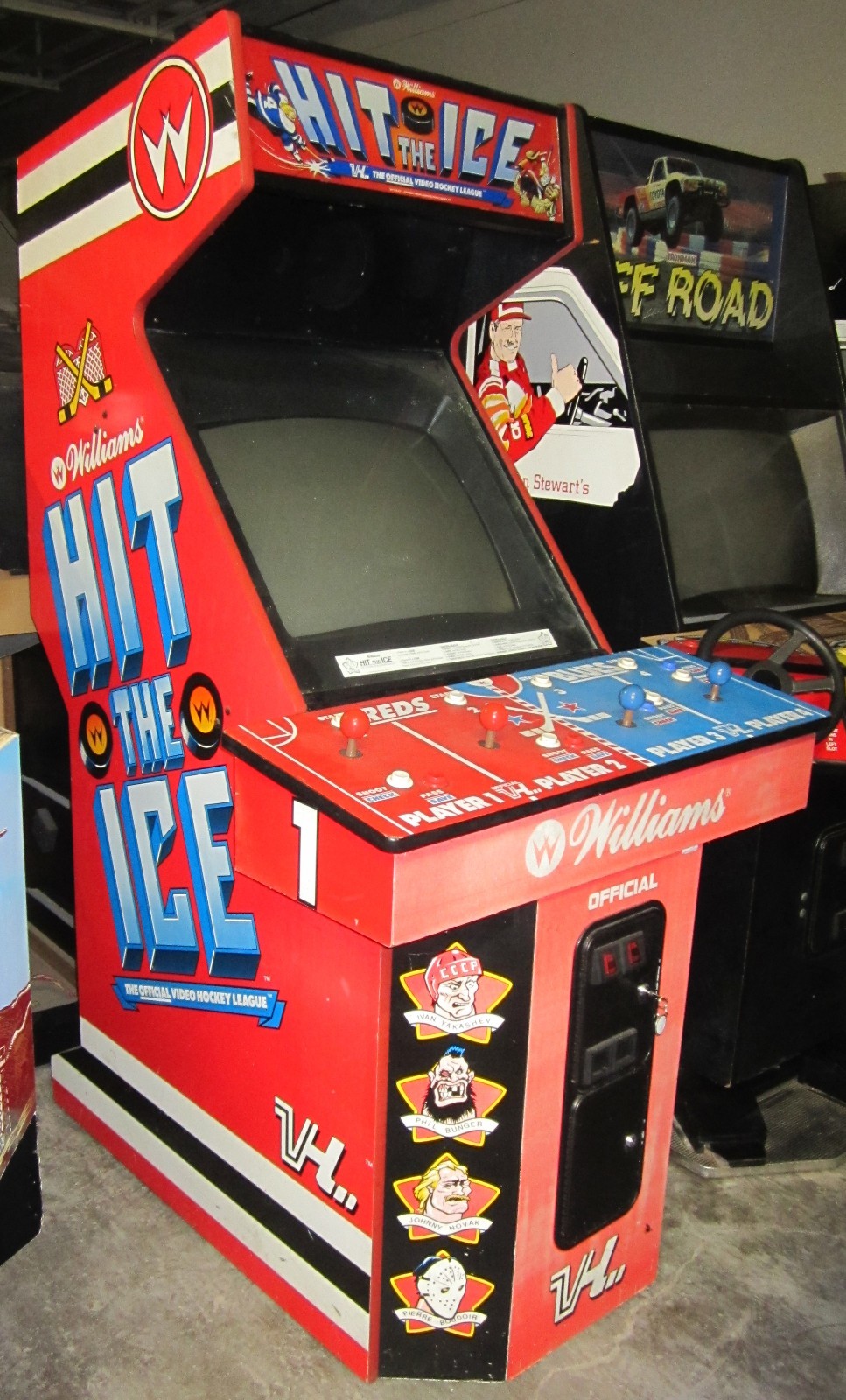 HIT THE ICE ARCADE MACHINE by WILLIAMS 1990 – 4 PLAYER (Excellent Condition)