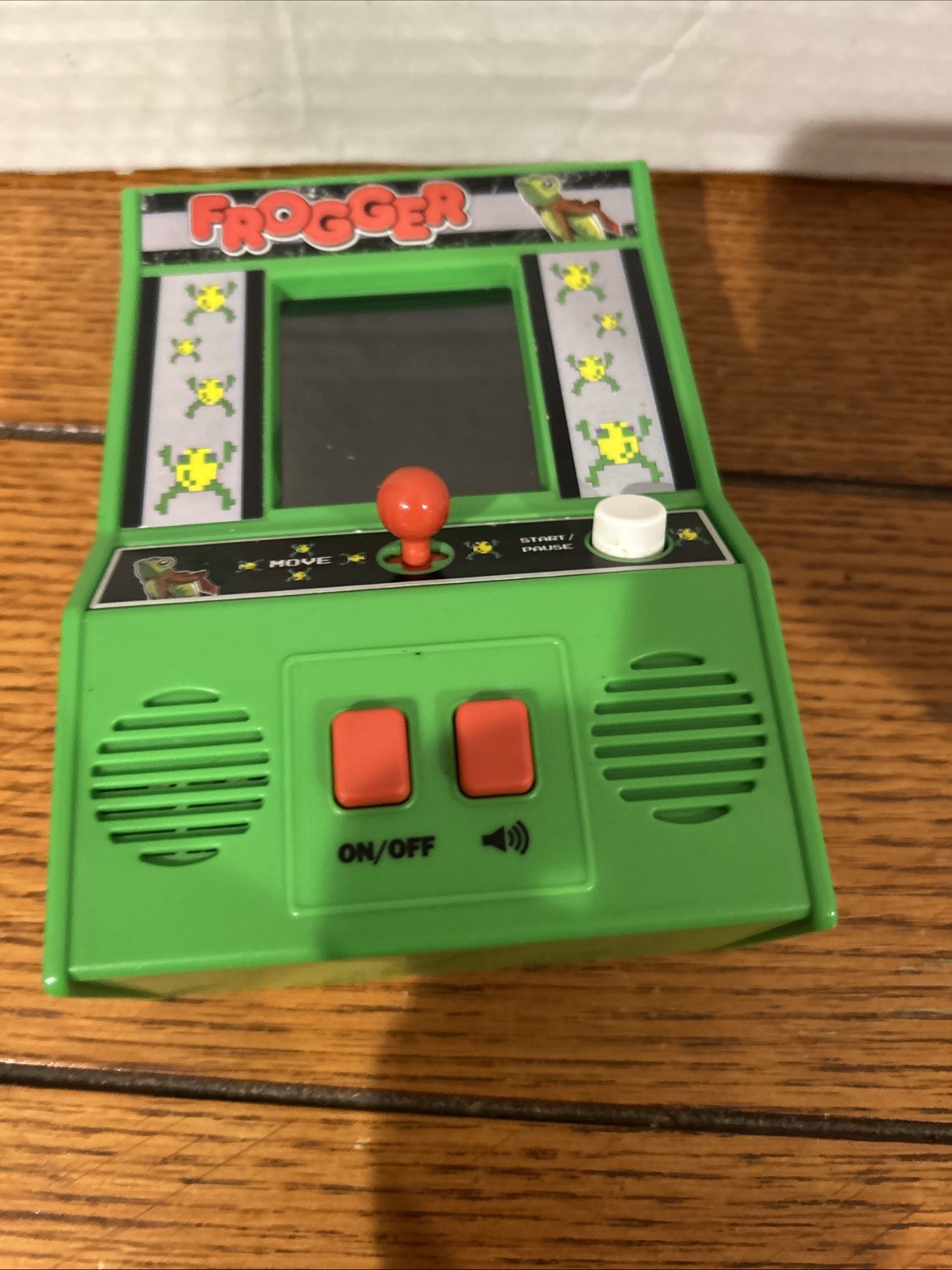 Frogger – Mini Arcade – Retro Game – Bandai Namco – Miniature Handheld – Tested