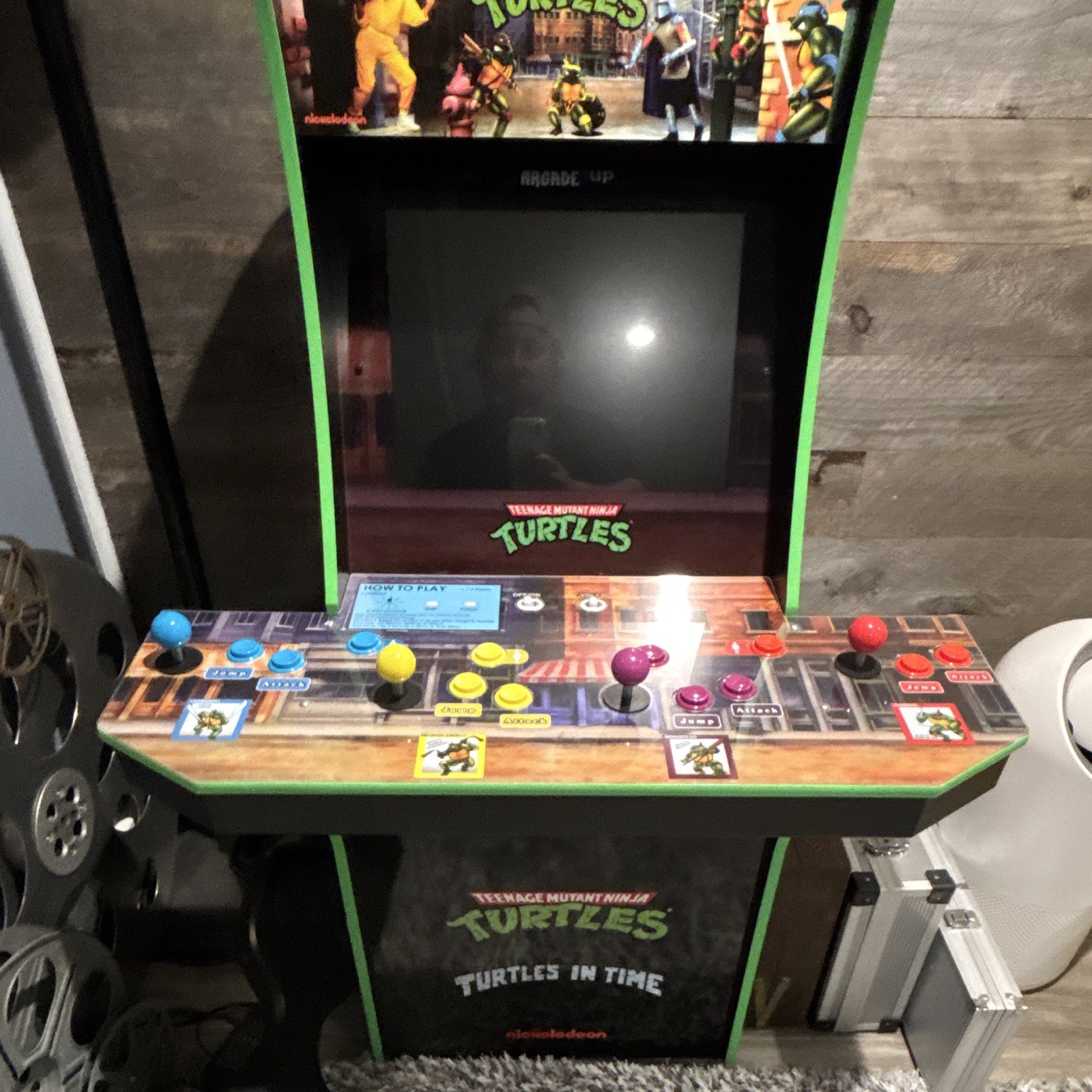 Arcade1Up TMNT: Turtles in Time Upright Arcade Cabinet Machine (Repro)