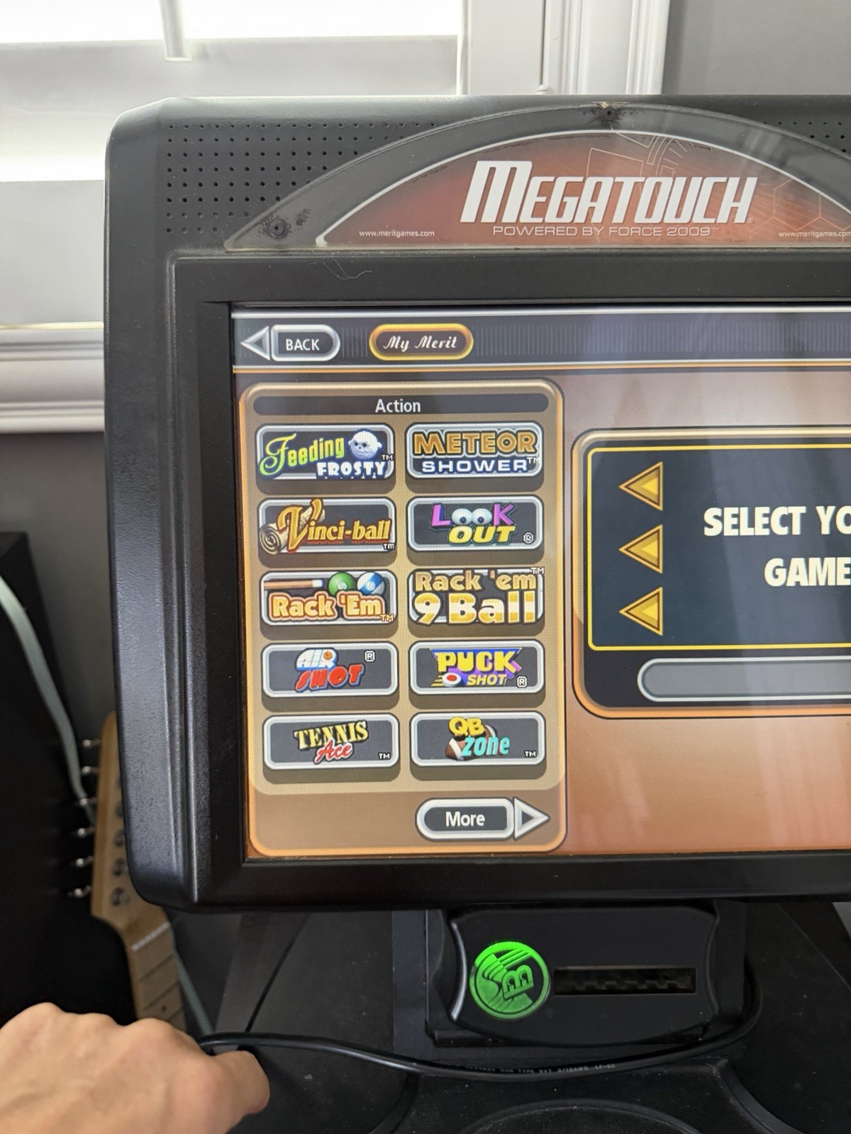 2009 MegaTouch EVO 15″ LCD Megatouch Touchscreen Bartop Game