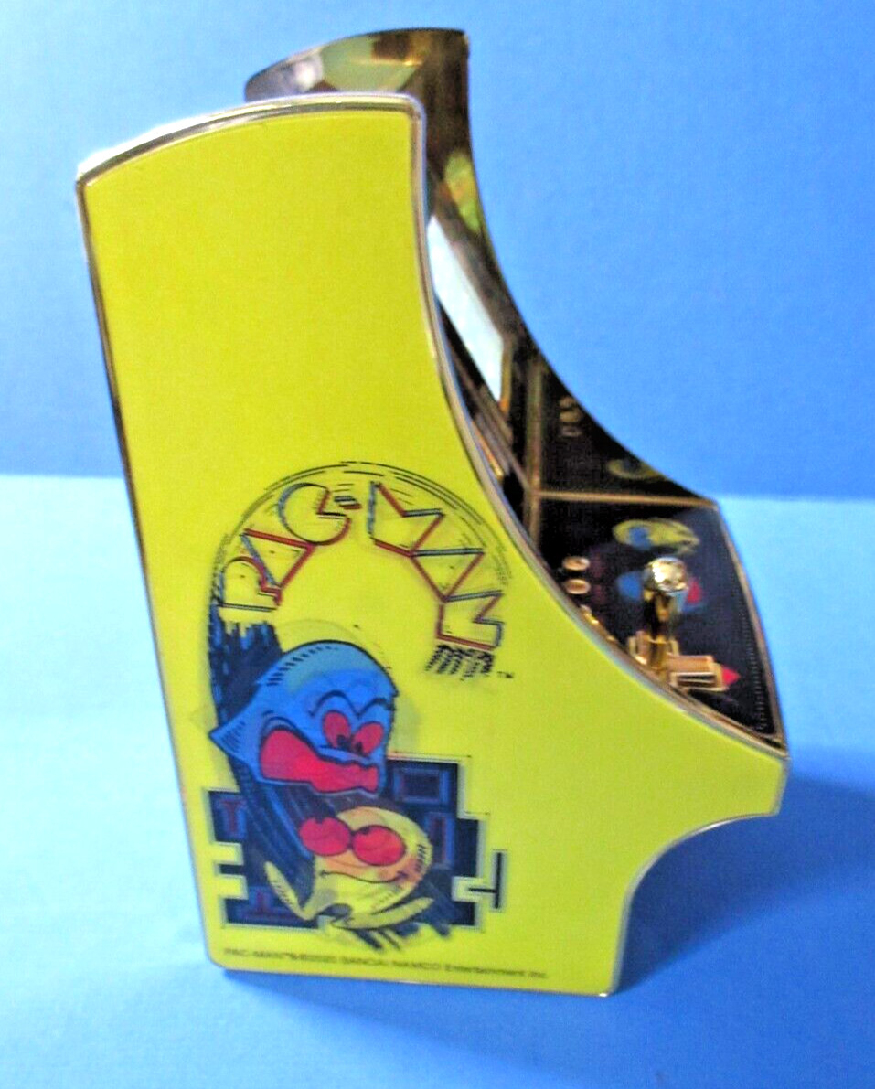 My Arcade Pac-Man 40th Anniversary Micro Player 6.75″ Gold Plated USB NEW