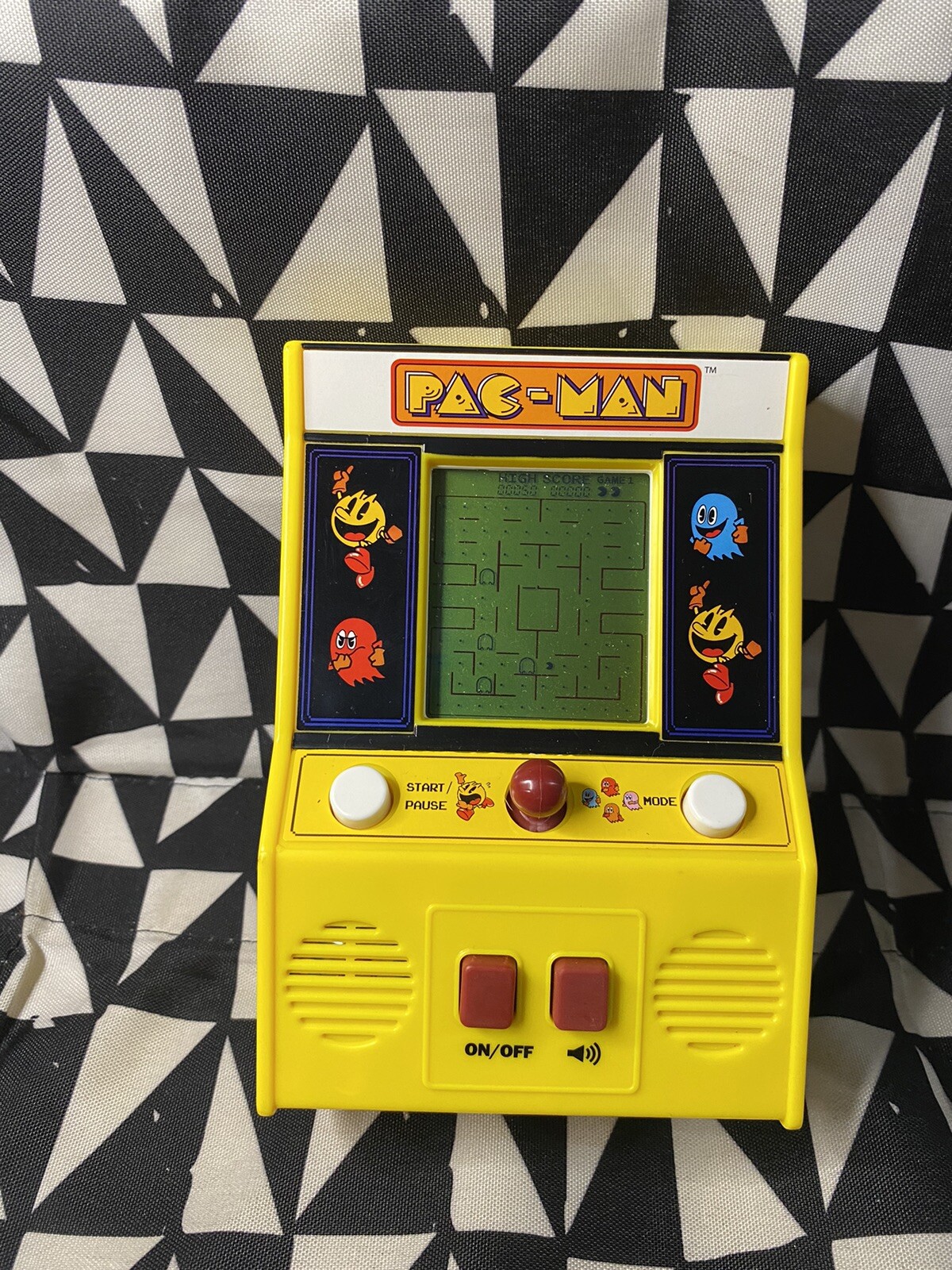 Pac-Man Mini Arcade Game Pacman Machine Handheld Nostalgia Classic Game Play