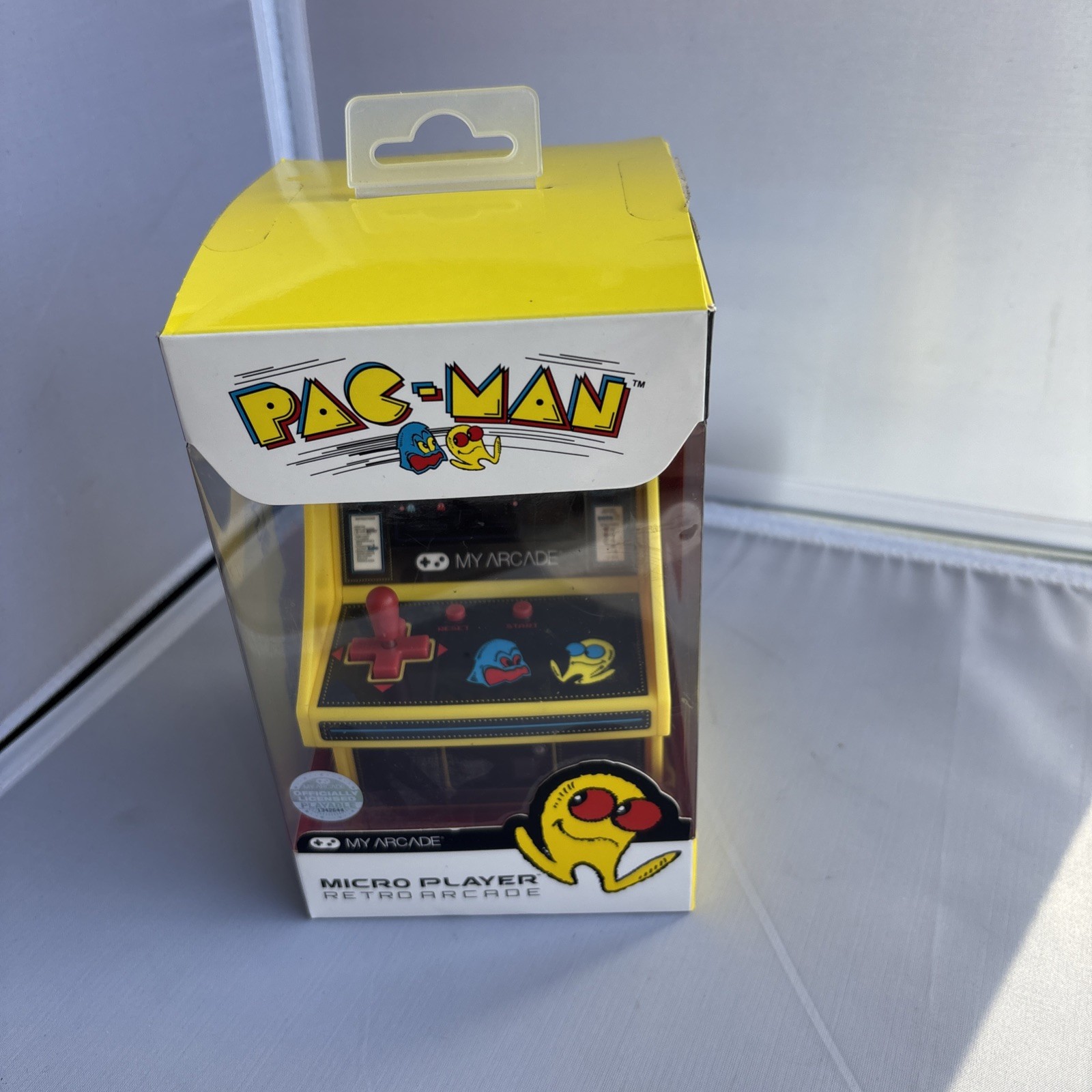 My Arcade Pac-Man DGUNL-3220 Micro Player Retro Arcade Machine -6 Inch Cabinet