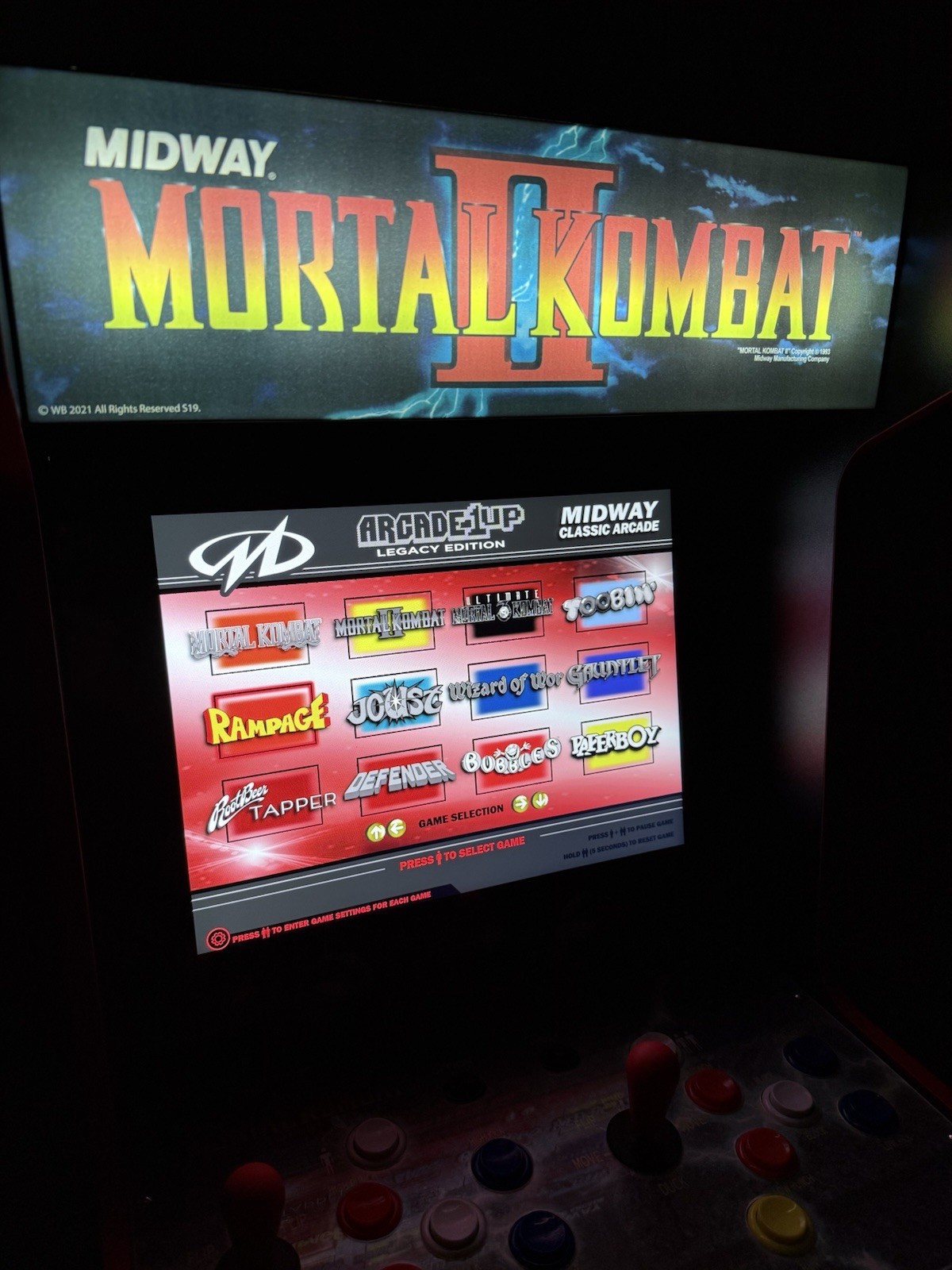 MORTAL KOMBAT: Legacy Edition – Arcade1Up – 12 Games – with Riser