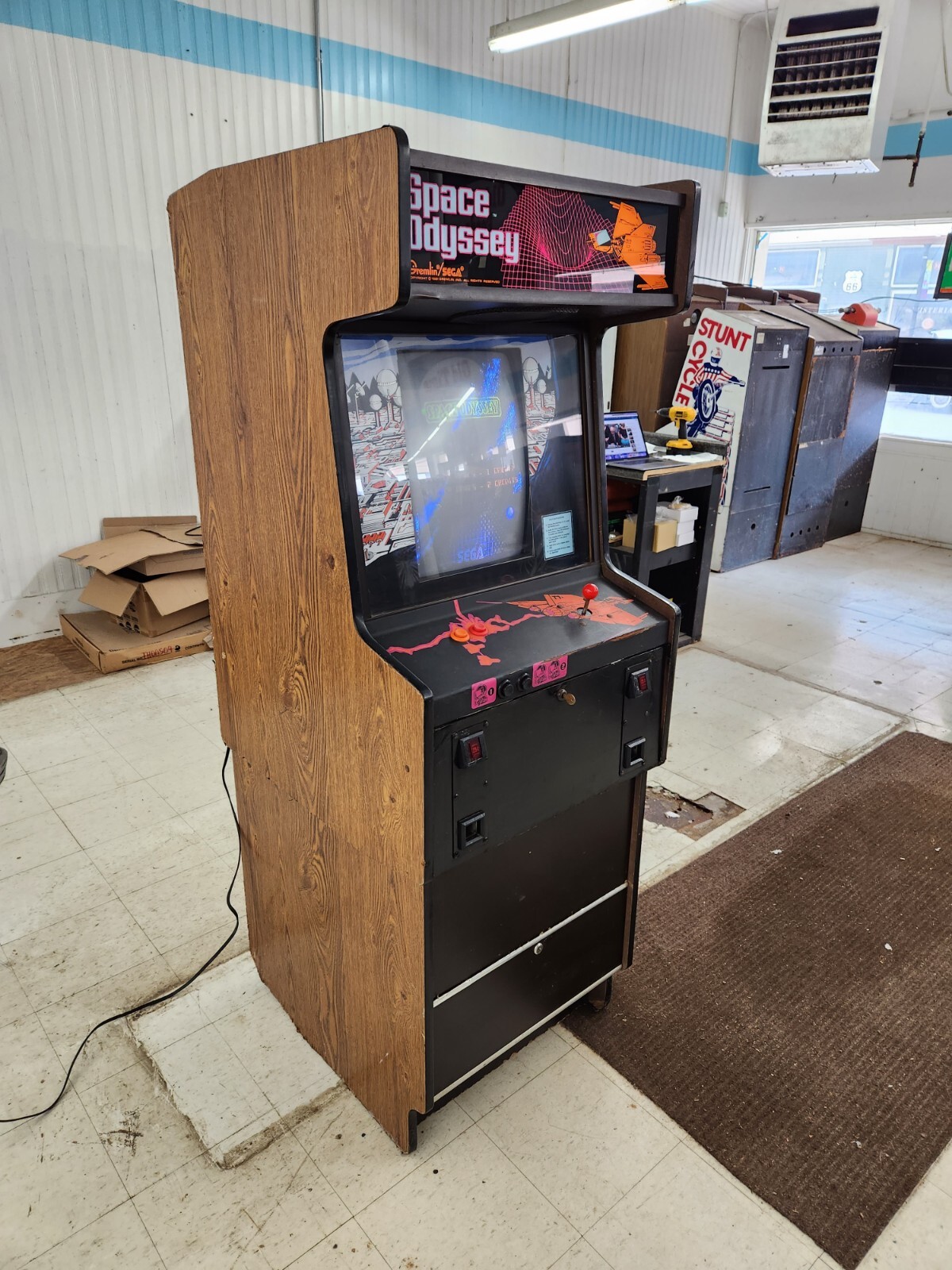 Rare Dedicated 1981 Sega Gremlin SPACE ODYSSEY video arcade game -FREE SHIPPING