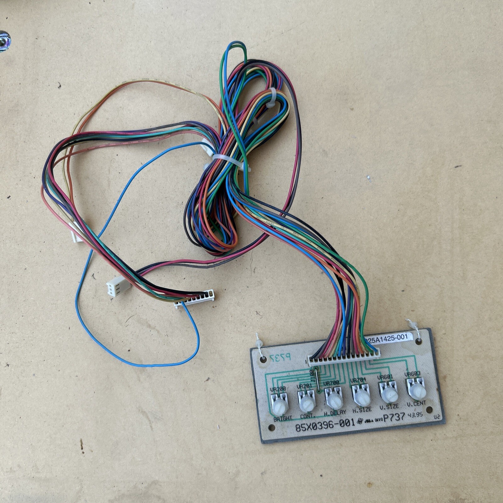 Arcade Monitor Chassis Adjuster Wells Gardner Untested Pcb Game Part B21-15