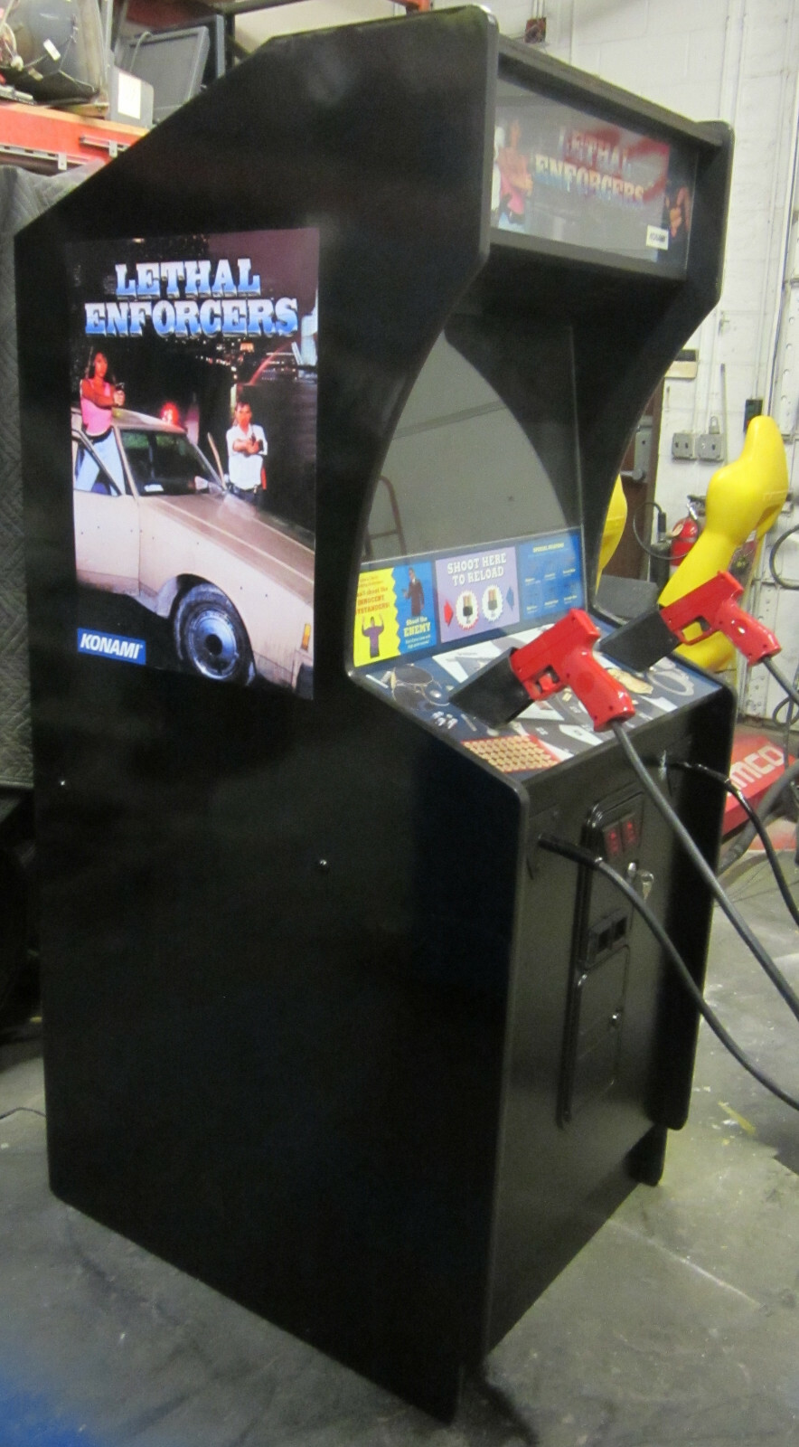 LETHAL ENFORCERS ARCADE MACHINE by KONAMI (Excellent Condition) *RARE*