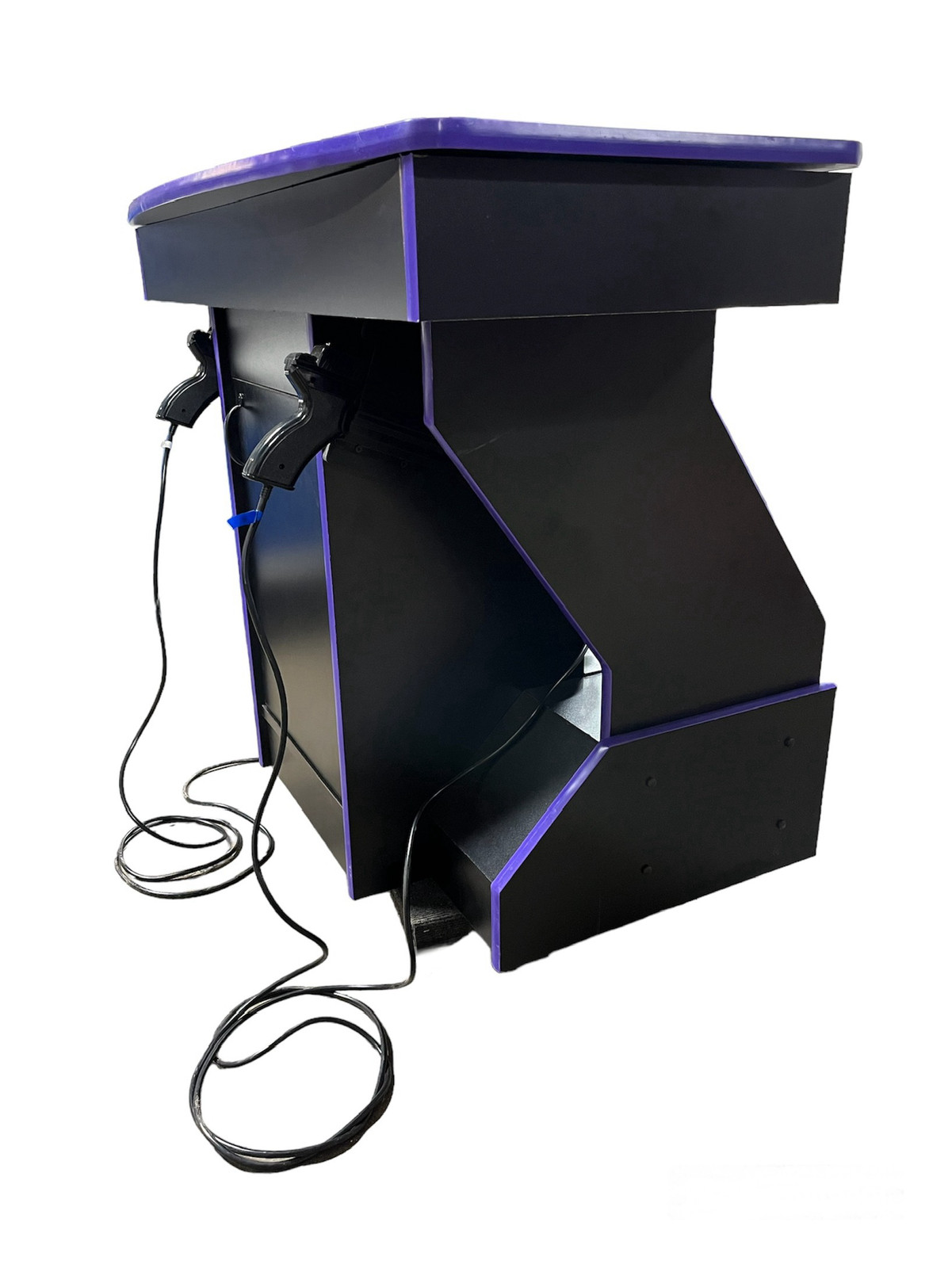 Retro Gaming Delight: Four Player Pedestal Arcade with Dual Light Guns