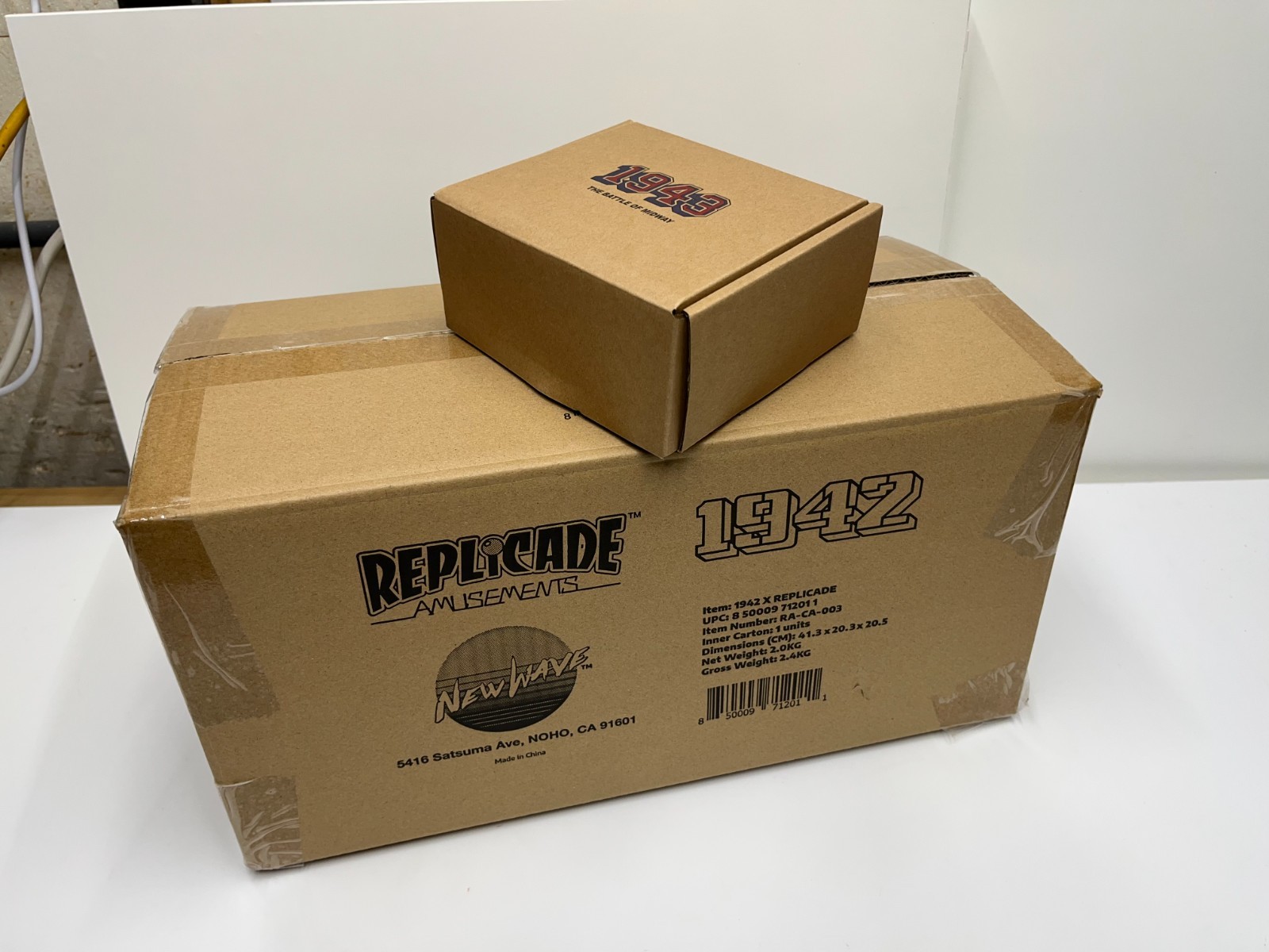 New Wave Toys Replicade 1942 & 1943 1/6 Scale Arcade Machine