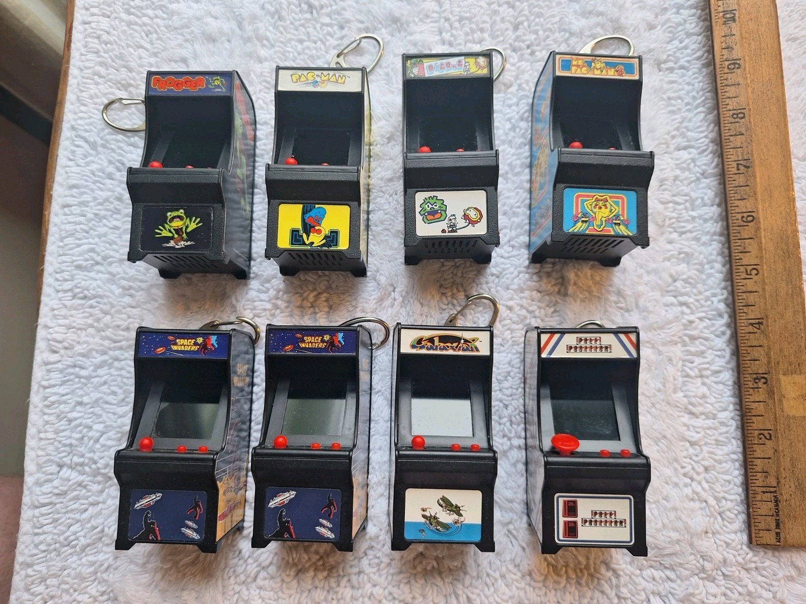 Tiny Arcade Games Keychain Lot of 8 PacMan Frogger Galaxian Dig Dug WORKING