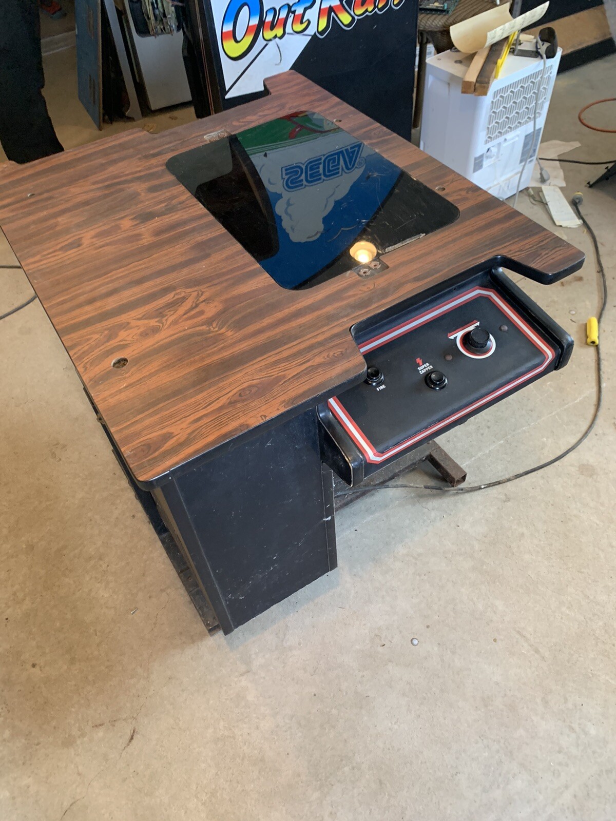 Empty Vector Cocktail Arcade Cabinets Space Duel, Tempest