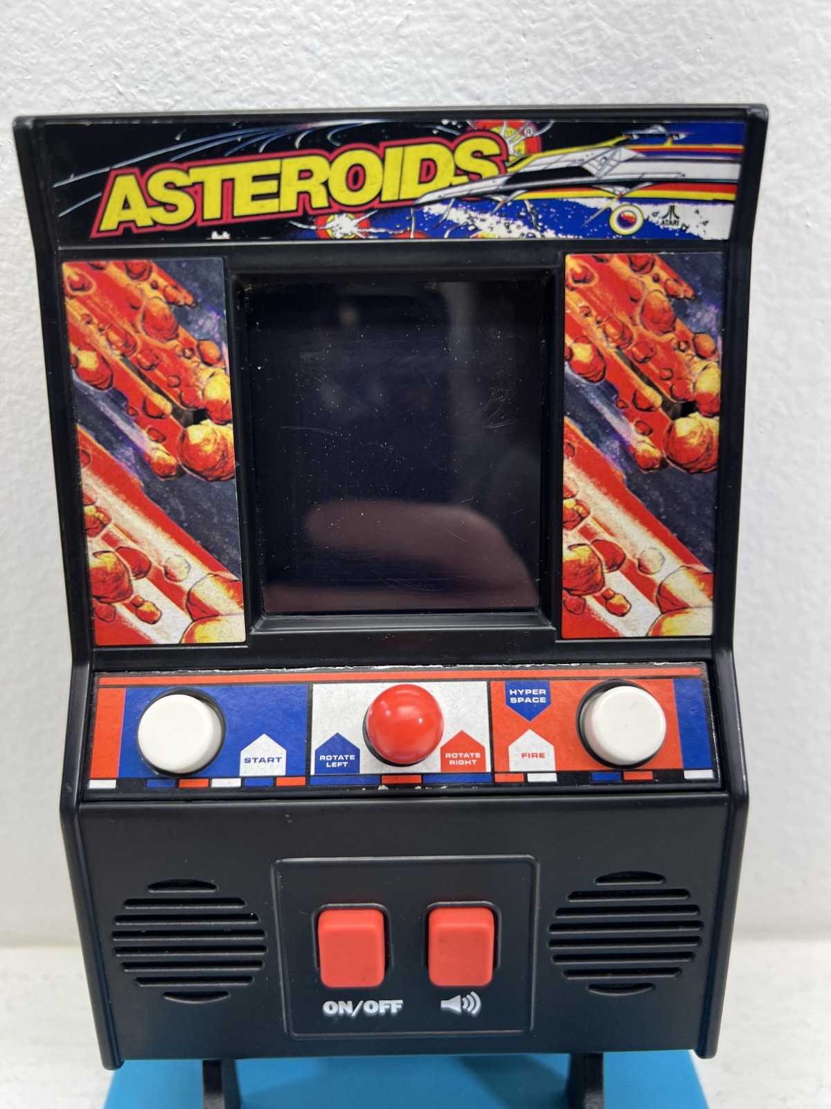 1979 ATARI INTERACTIVE ASTEROIDS MINI ARCADE ELECTRONIC HANDHELD GAME TESTED
