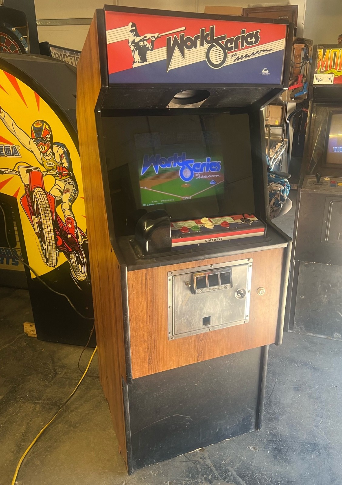 WORLD SERIES BASEBALL ARCADE MACHINE by CINEMATRONICS 1985 (Excellent) *RARE*