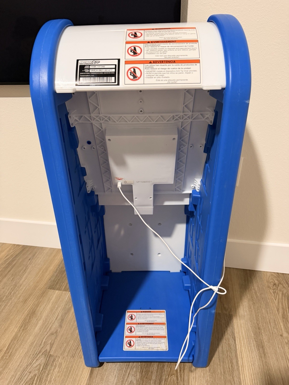 ARCADE 1UP PAW PATROL JR ARCADE GAME W/STOOL – EXCELLENT CONDITION! 🐶🚓🔥