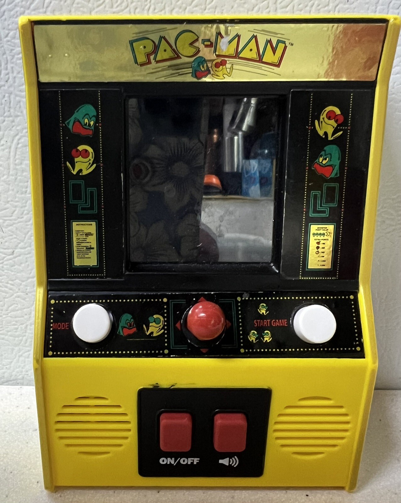 2020 Gold Label Pac-Man Mini Arcade Classic Video Game Bandai Namco #09530 ML3E