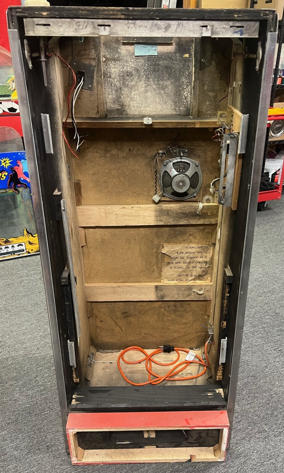 METEOR PINBALL CABINET (EMPTY) by STERN 1979 (Excellent Condition) *RARE*