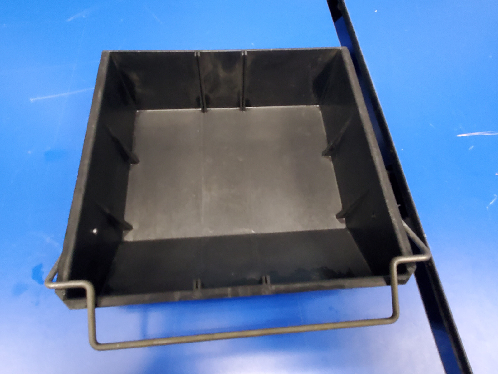 Cash Pan for Williams/Bally pinball Machines. With Handle