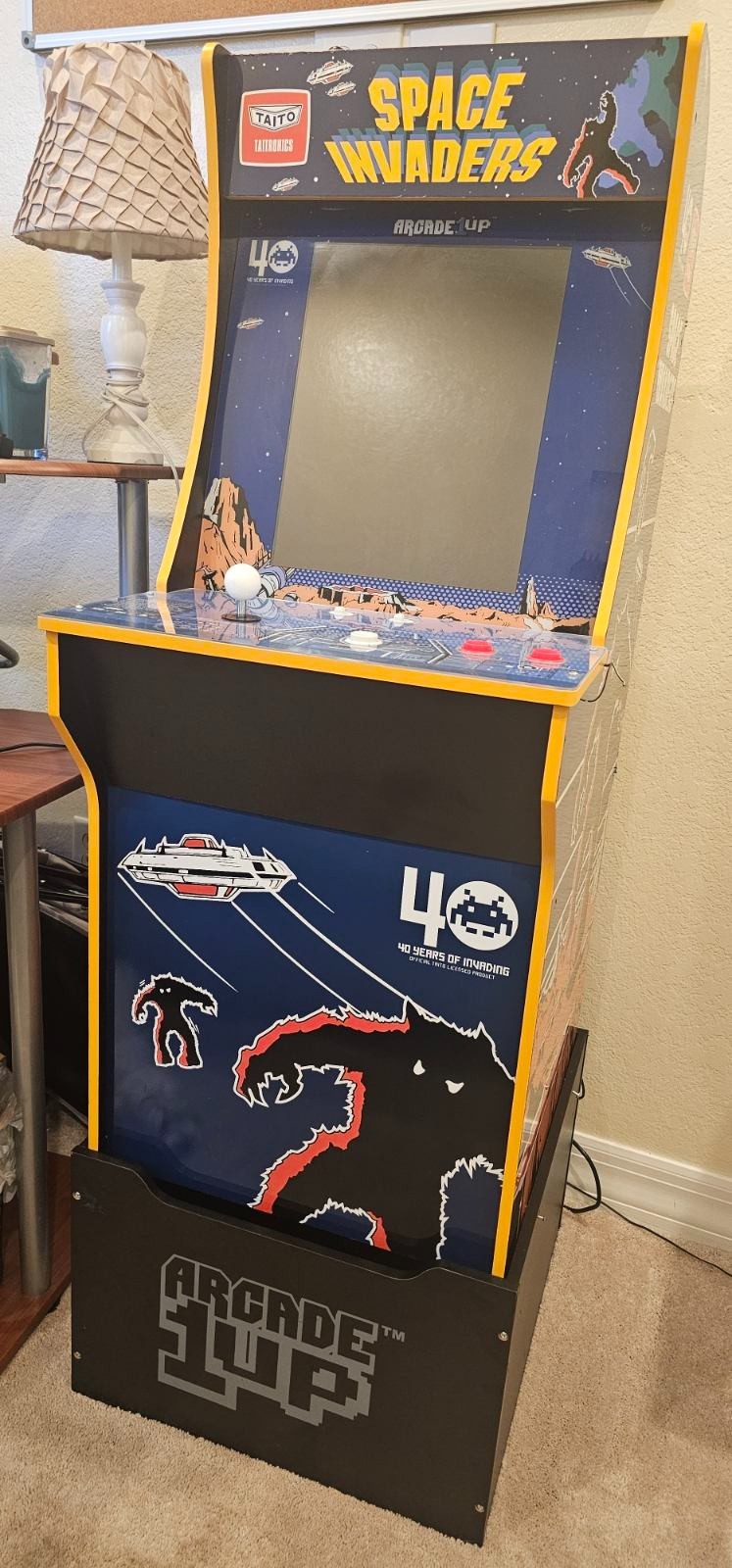 Space Invaders Arcade1up Retro Machine with height Riser – Great Condition