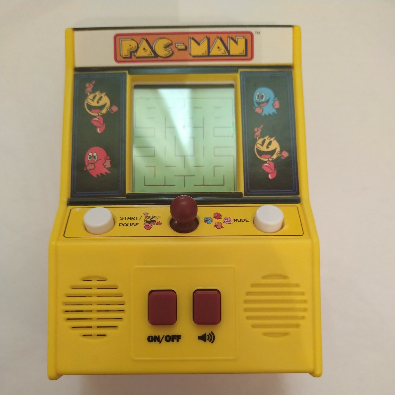 Pac-Man Retro Mini Arcade Handheld Game Classic Namco Basic Fun #09521 Works!