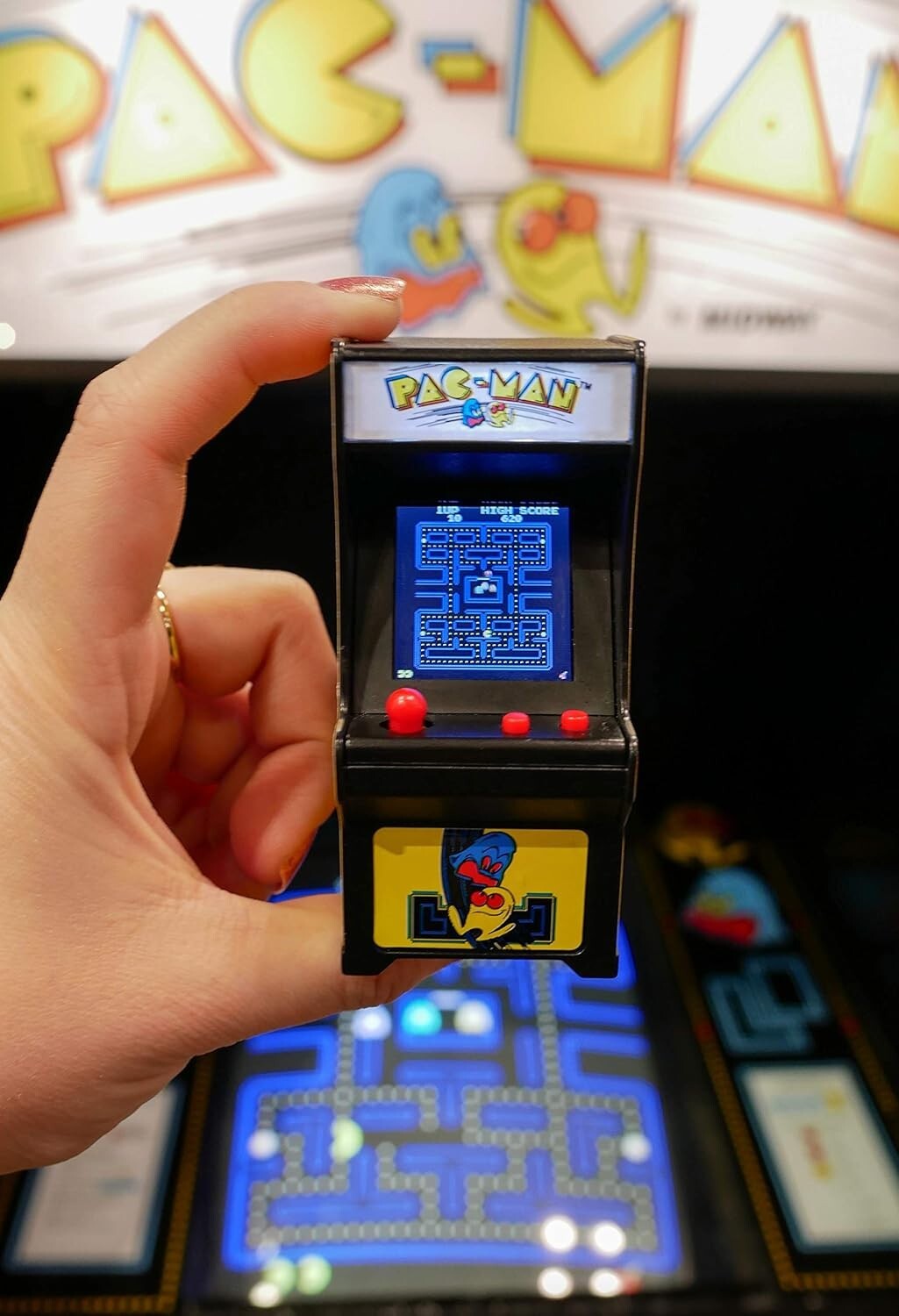Mini Pac-Man Arcade Game – 3.5″ Size with Full Gameplay & Authentic Sounds