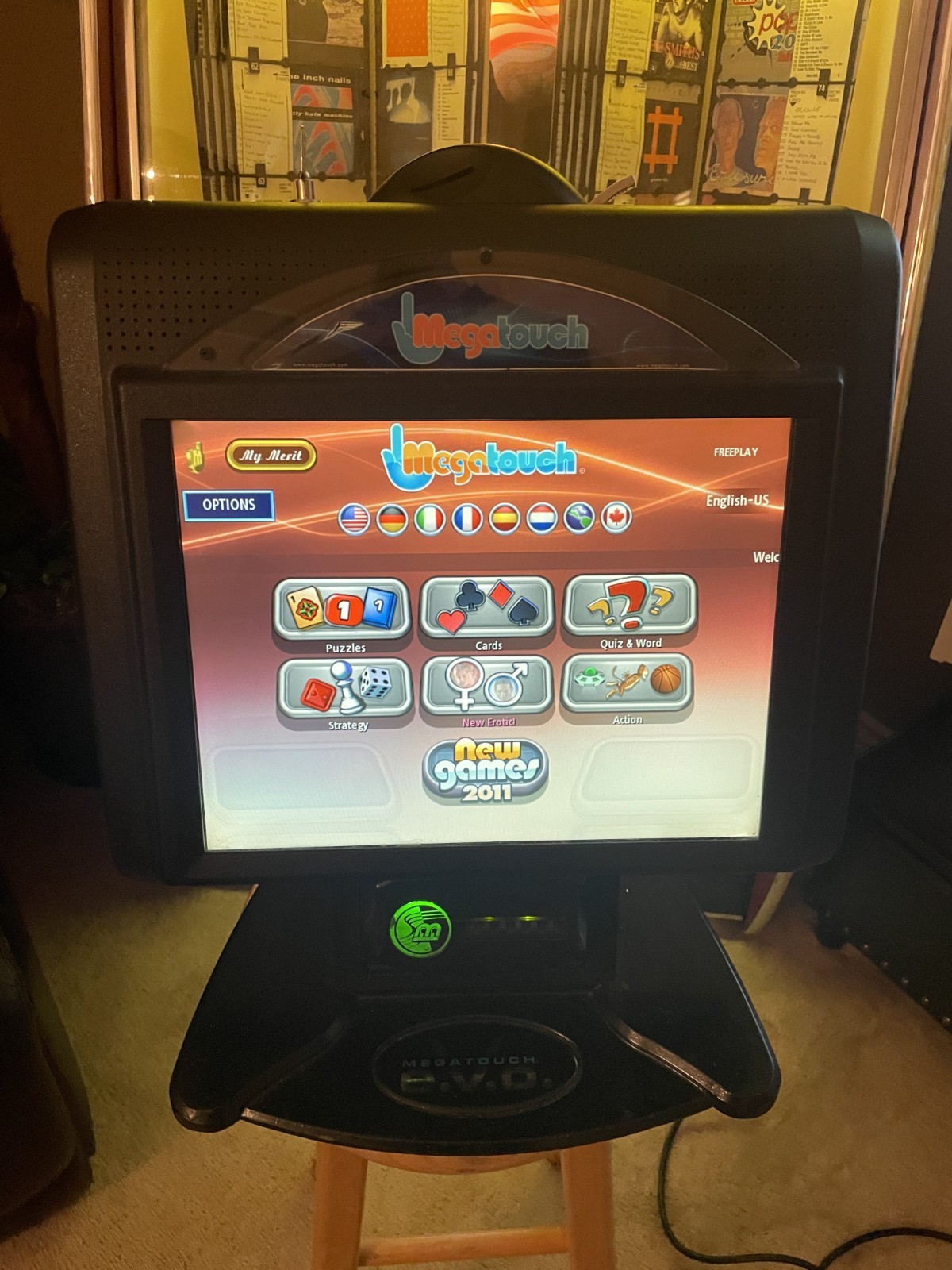 2011 Force EVO 15″ LCD Megatouch Touchscreen Bartop Game. Latest Software.