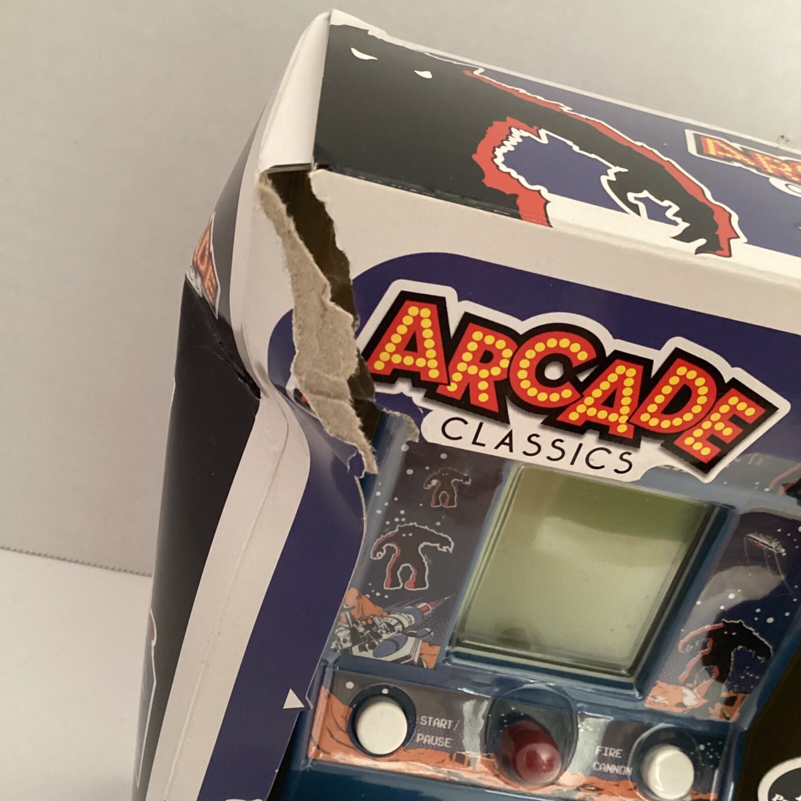Brand New Space Invaders Handheld Mini Arcade By Taito Read Below