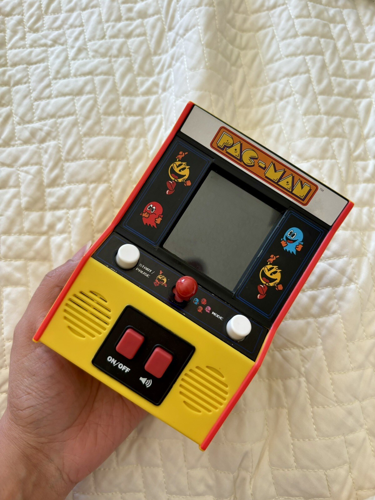 Pac-Man Mini Game Arcade Machine Handheld Classic Retro Tabletop