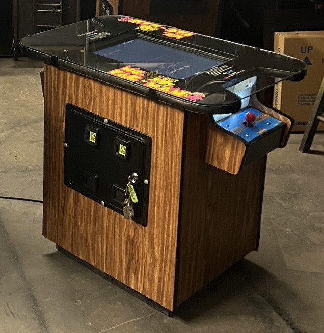 MS PAC-MAN ARCADE MACHINE COCKTAIL TABLE