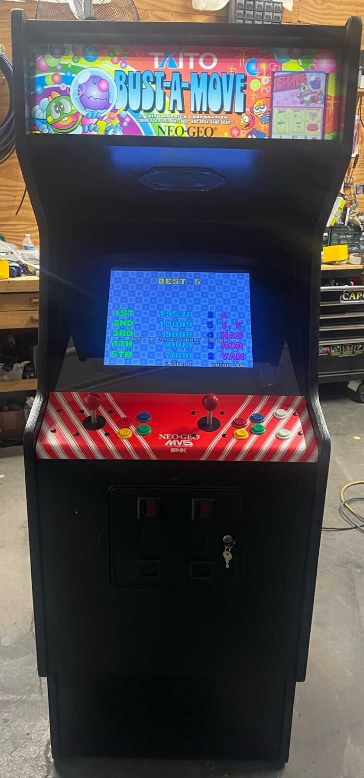 BUST A MOVE – NEO GEO ARCADE MACHINE by SNK (Excellent Condition) *RARE*