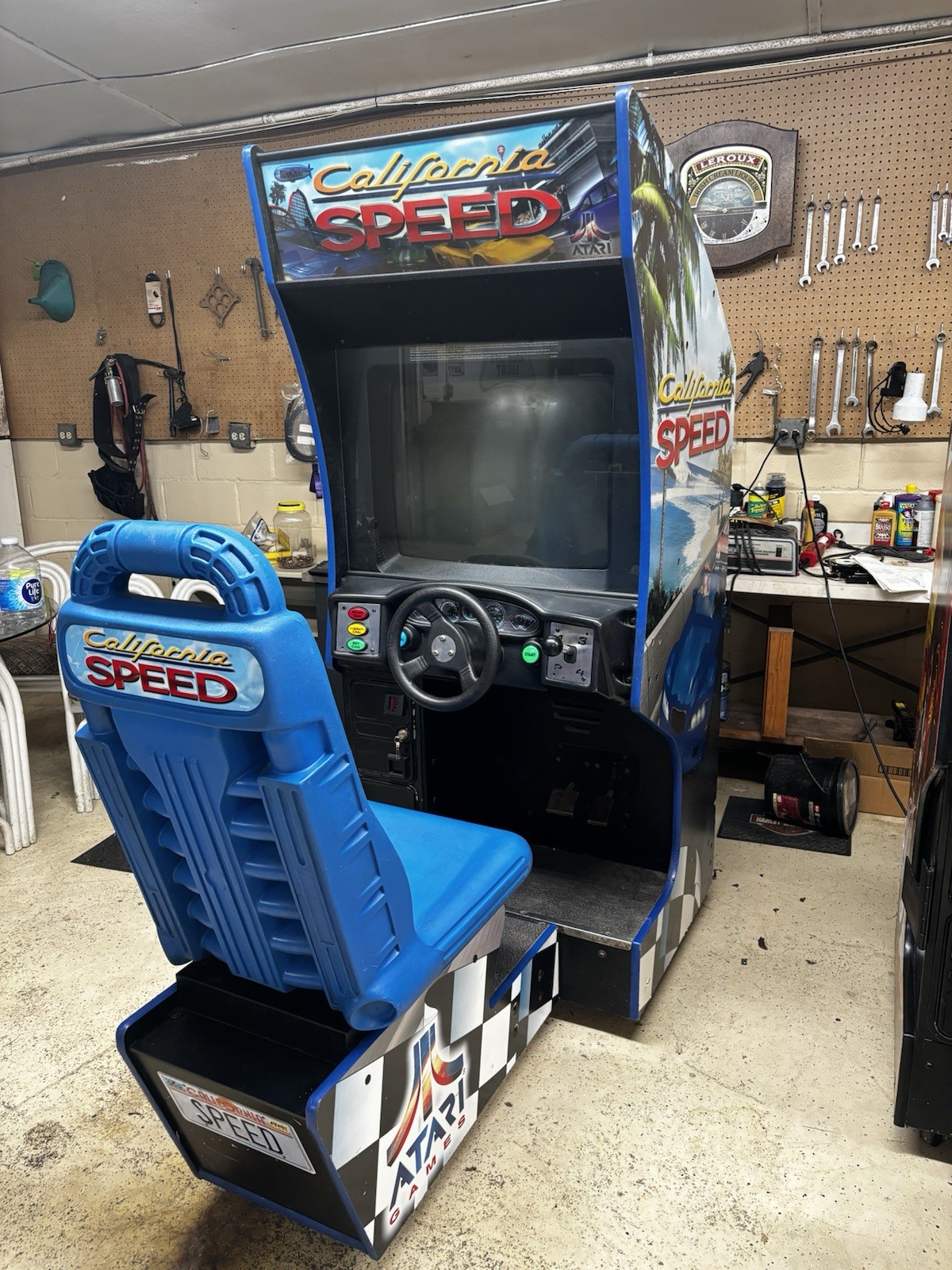 California Speed Sit Down Arcade Driving Video Game Machine W CRT