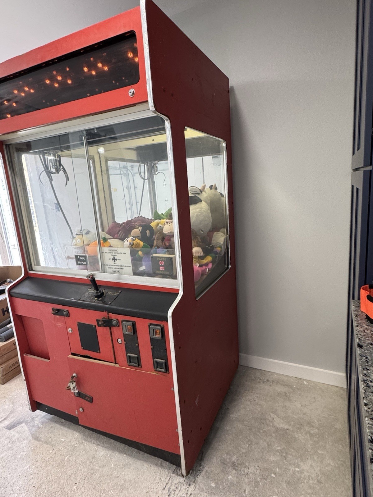 Claw Machine Arcade Style Vintage