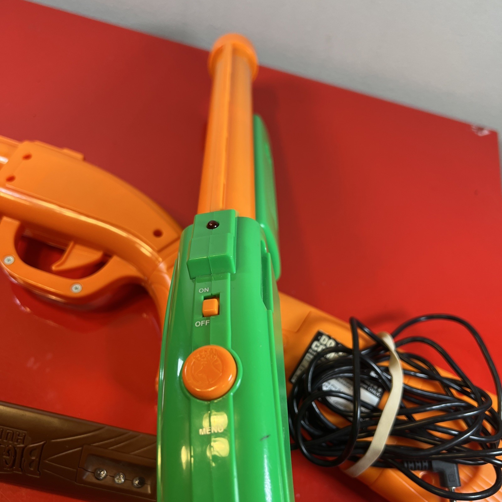 Big Buck Hunter Pro Plug & Play TV Arcade Game – 2 Guns w/ SENSOR INCLUDED WORKS