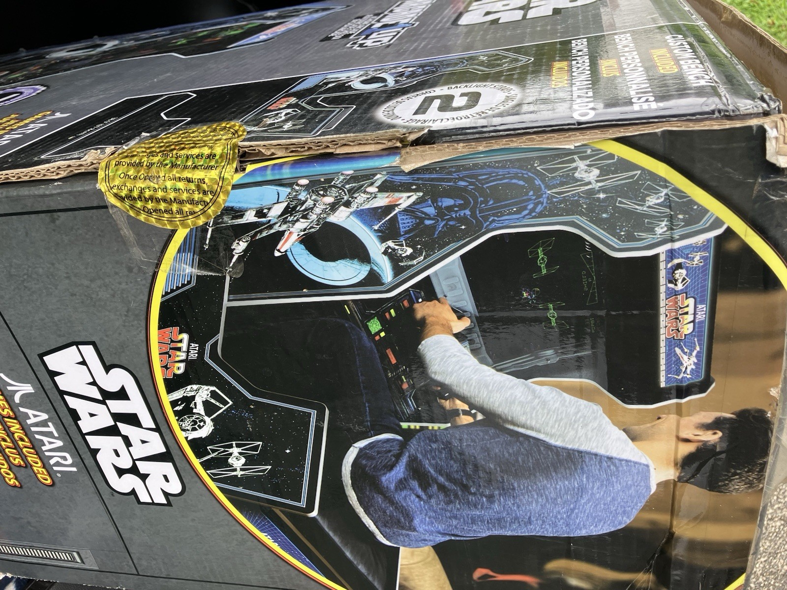 VERY RARE – 1UP Star Wars Trilogy Arcade Machine W/ Bench – New In Box