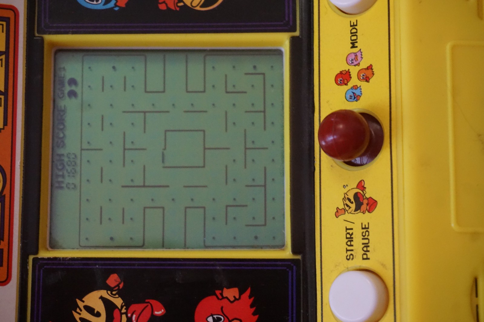 Pac-Man Mini Arcade Classic Retro Handheld Electronic Game by Basic Fun Tested