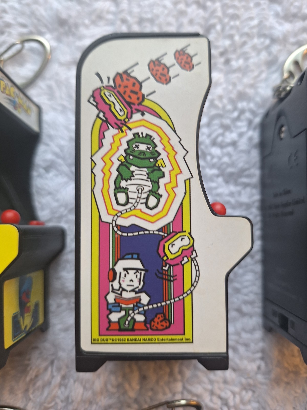 Tiny Arcade Games Keychain Lot of 8 PacMan Frogger Galaxian Dig Dug WORKING