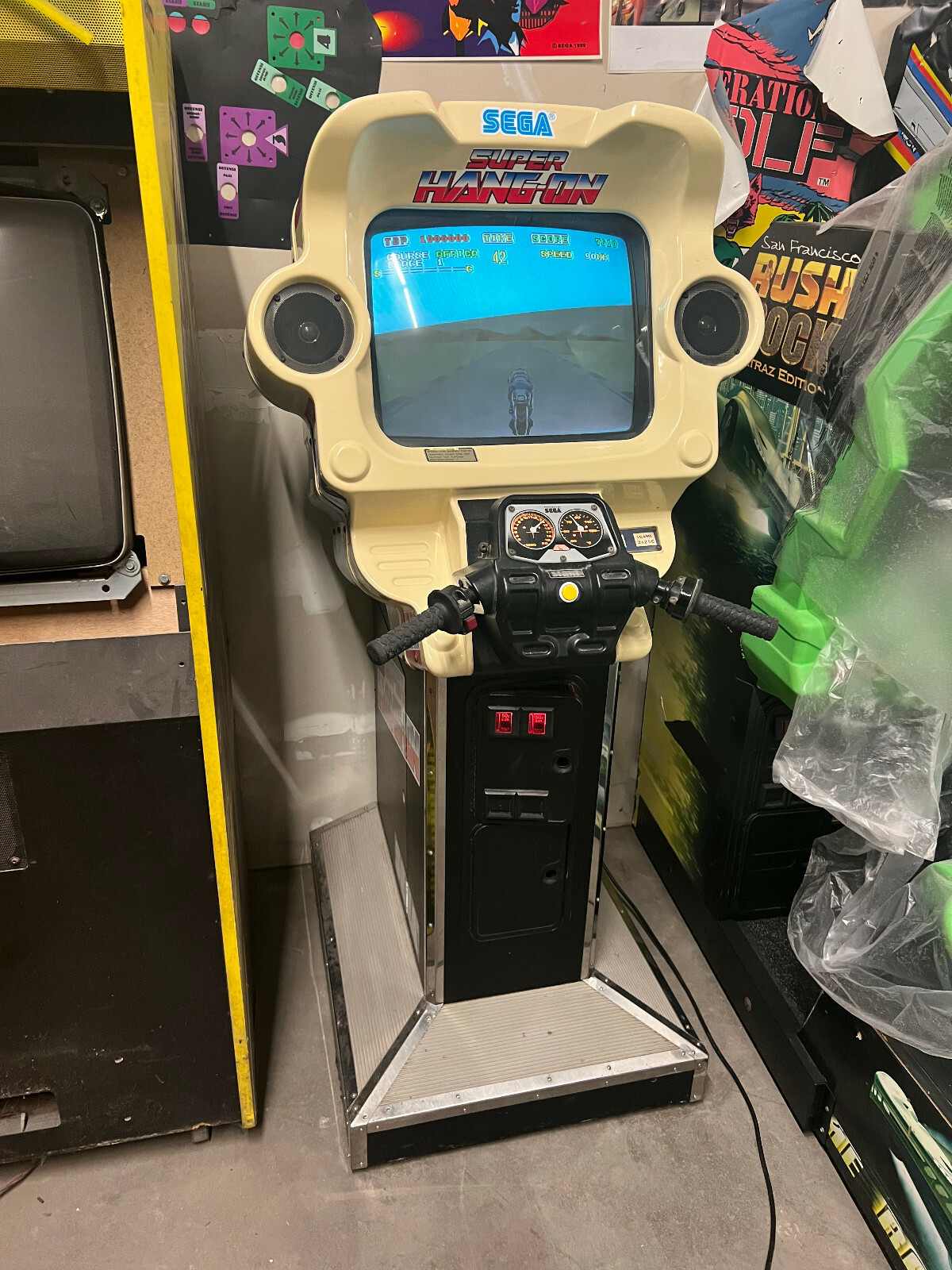 SUPER HANG ON ARCADE MACHINE by SEGA (Excellent Condition) *RARE* w/ LCD MONITOR
