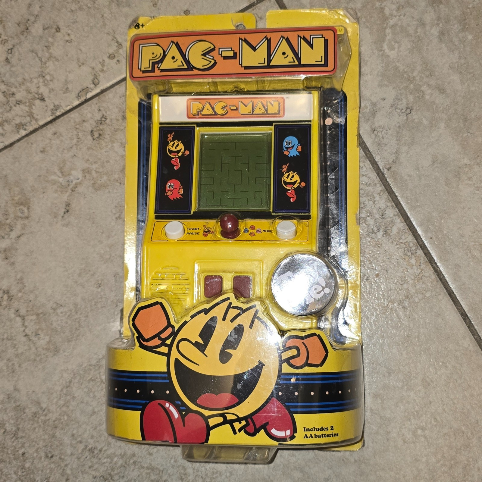 Pac – Man Classic Arcade Handheld Game – By Basic Fun – NEW IN PACKAGE