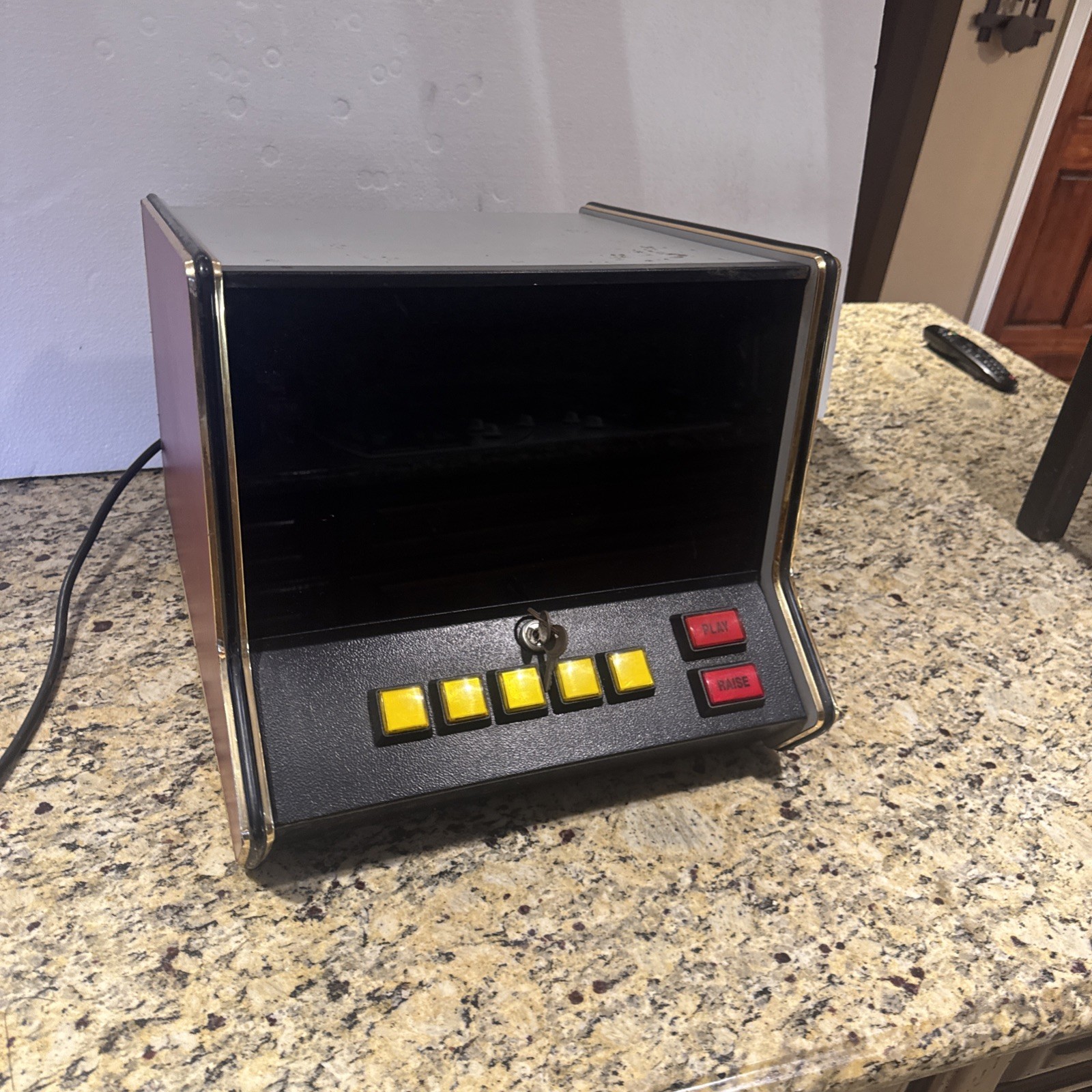 Vintage Merit Industries F21800 Bar top Game For Parts Or Repair