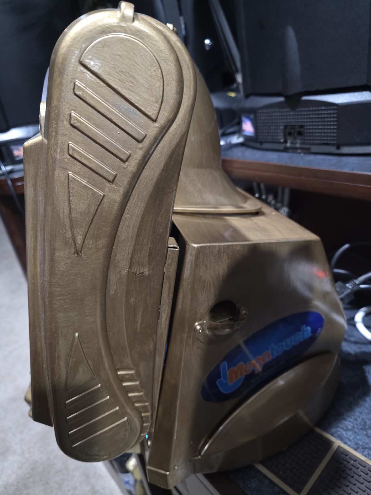 Megatouch Ion 2014 Touchscreen Game. MegaTouch Repair Service in Chicago Area!