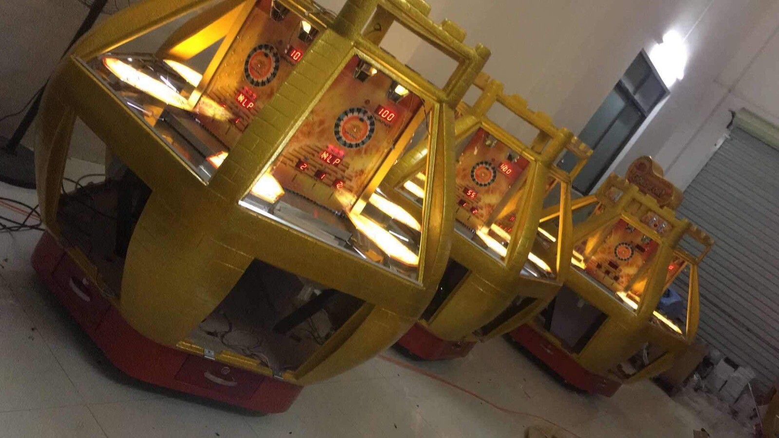 NEW 6 Player Coin Pusher Arcade Game Machine Gold Fort Casino Premium RARE