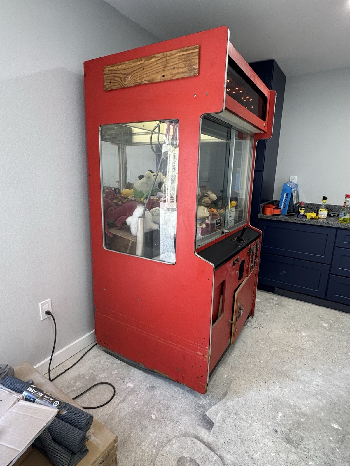 Claw Machine Arcade Style Vintage