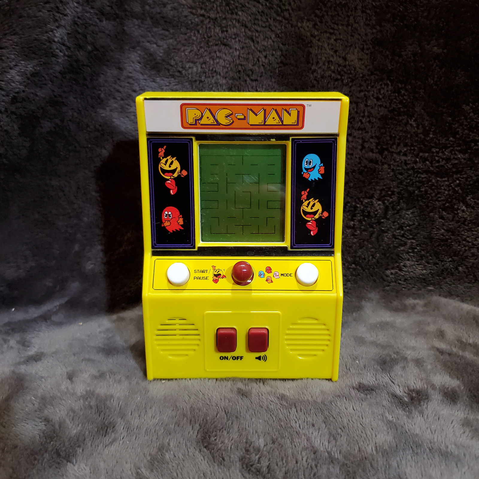 PACMAN Mini Handheld Arcade Game Bandai Namco Retro Video Machine- Working-Used
