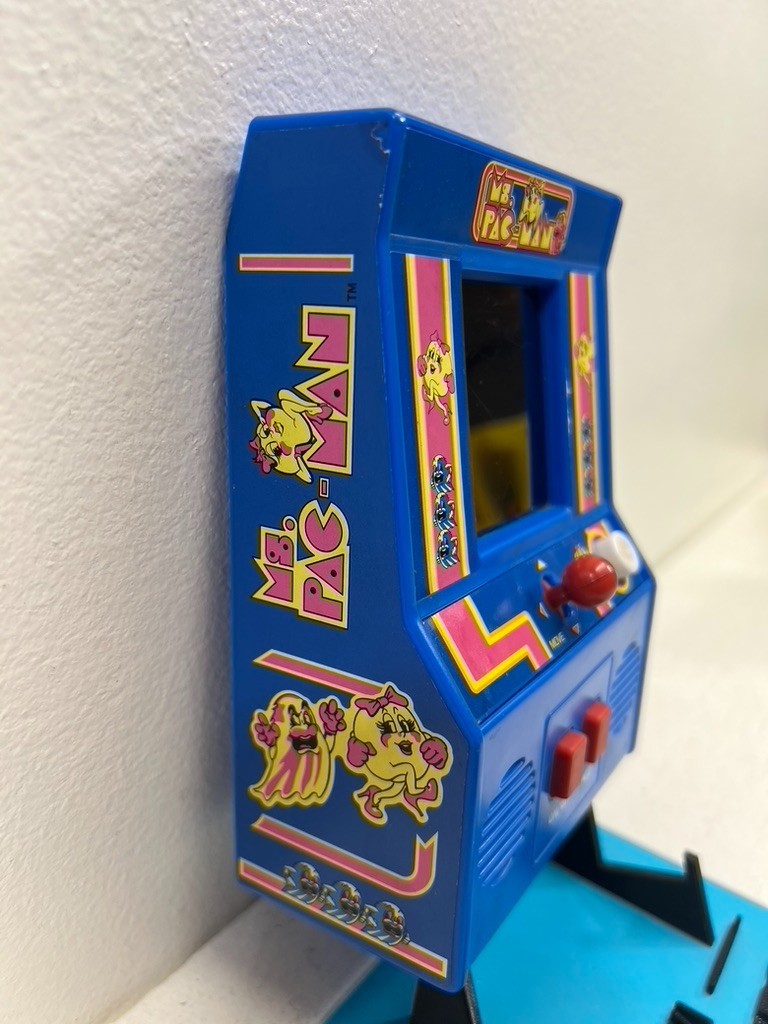 Ms.Pac-man Handheld Retro Mini Arcade Game 2018 Bandai Namco Basic Fun #09614