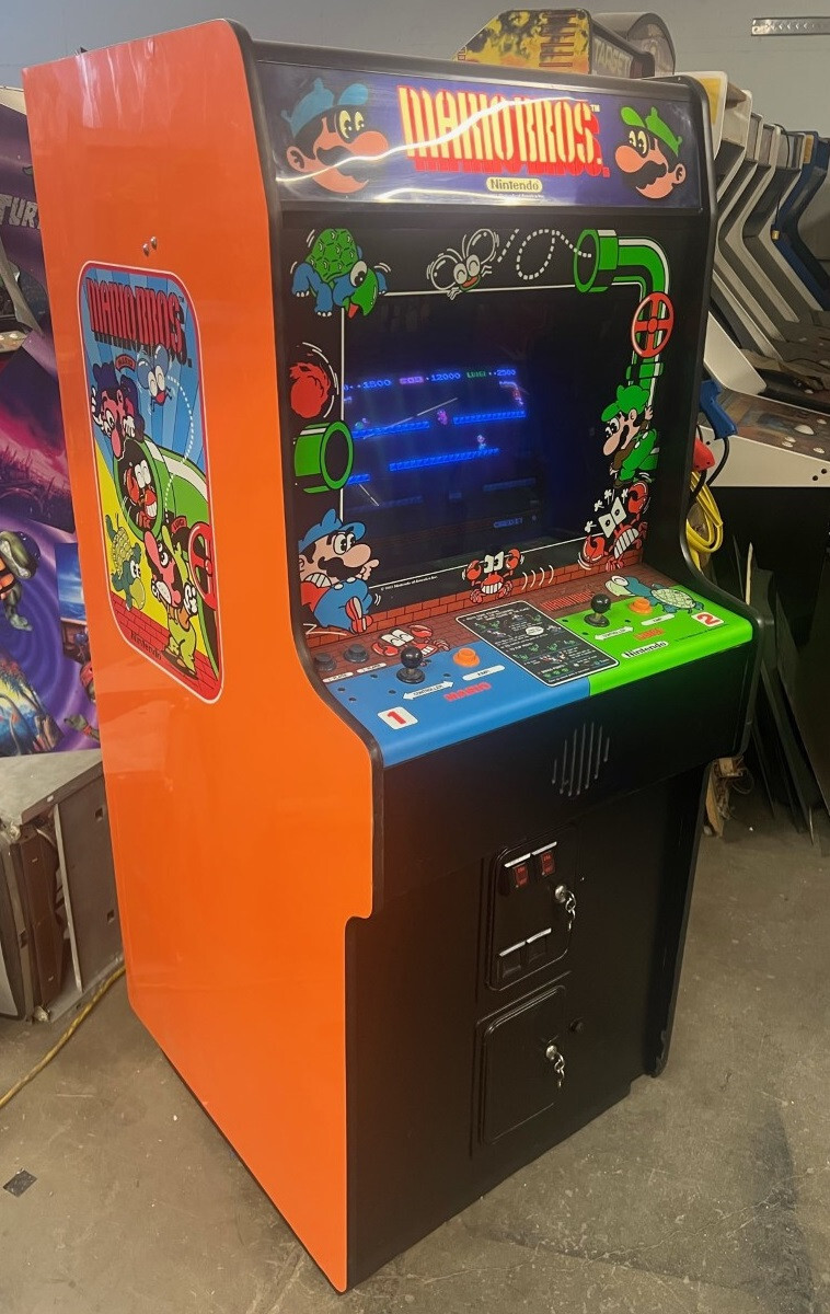 MARIO BROS ARCADE MACHINE by NINTENDO 1983 (Excellent Condition) *RARE*