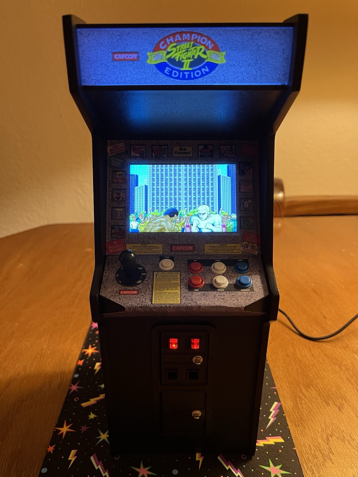 New Wave Toys Street Fighter II Replicade 1/6 Scale Mini Arcade