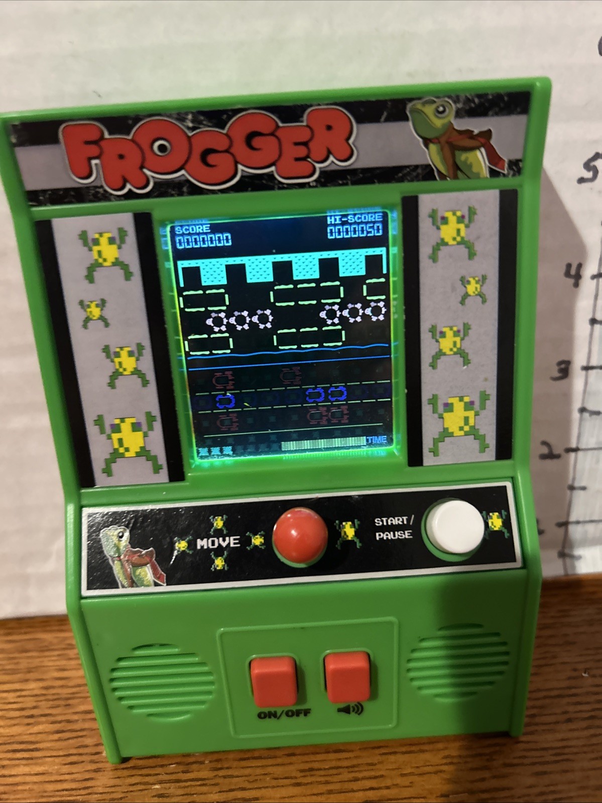 Frogger – Mini Arcade – Retro Game – Bandai Namco – Miniature Handheld – Tested
