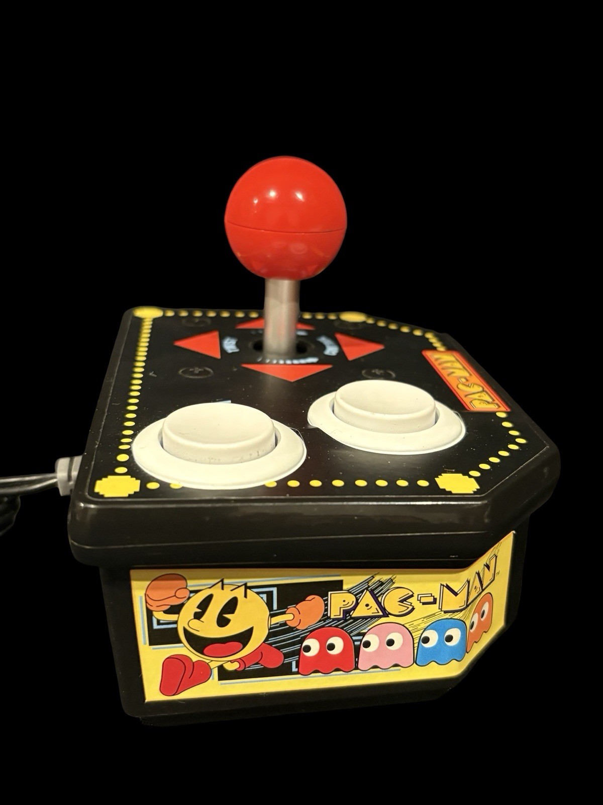 2 VTG JAKKS PACIFIC 2004 MS PAC-MAN 2009 PAC-MAN PLUG & PLAY ARCADE GAME